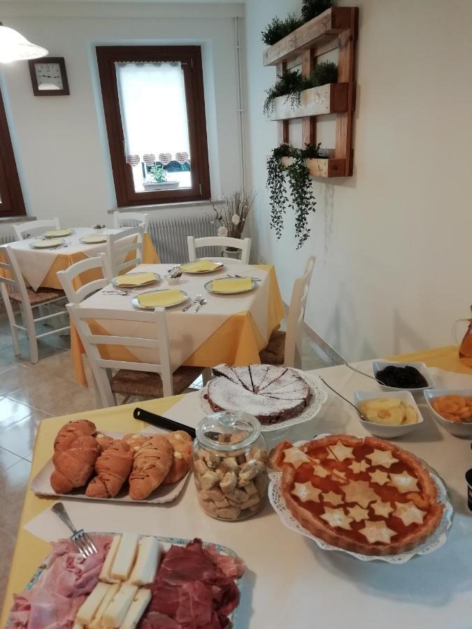 B&B La Casa Di Loretta Paderno Екстер'єр фото